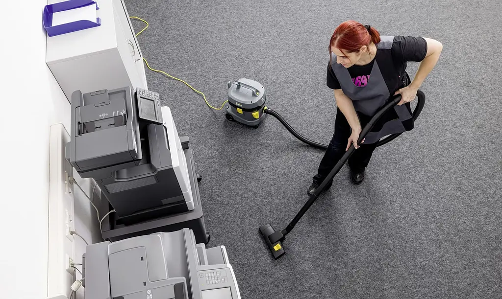 Karcher Пилосос професійний Karcher T 11/1 Classic Hepa 850Вт 235мБар контейнер 11л сухе прибирання 4.29кг - фото 8