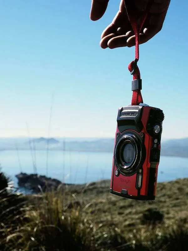 Компактный фотоаппарат Olympus TG-6 Red (V104210RE000) - фото 12
