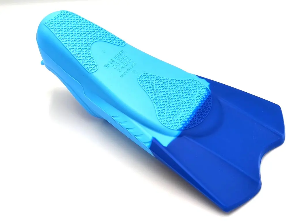 Ласты Zoggs Ultra Blue 35-36 Голубой (1000-311390) - фото 4