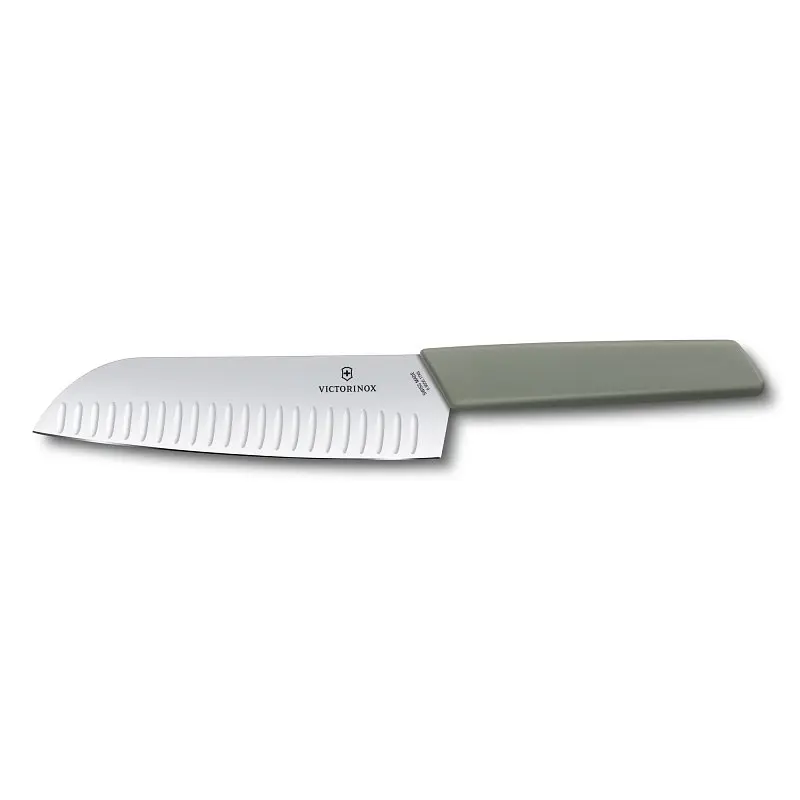 Кухонний ніж Victorinox Swiss Modern Santoku лезо 17см ріфл. з зел. ручкою (блістер) - фото 2