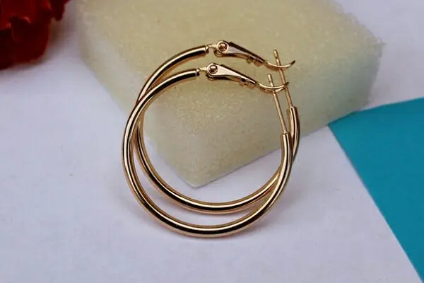 Сережки кільця Xuping Jewelry гладкі 3 см золотисті - фото 2