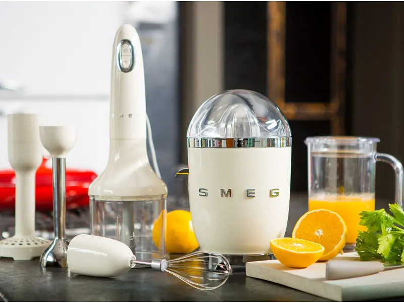 Соковитискач Smeg CJF11CREU - фото 5