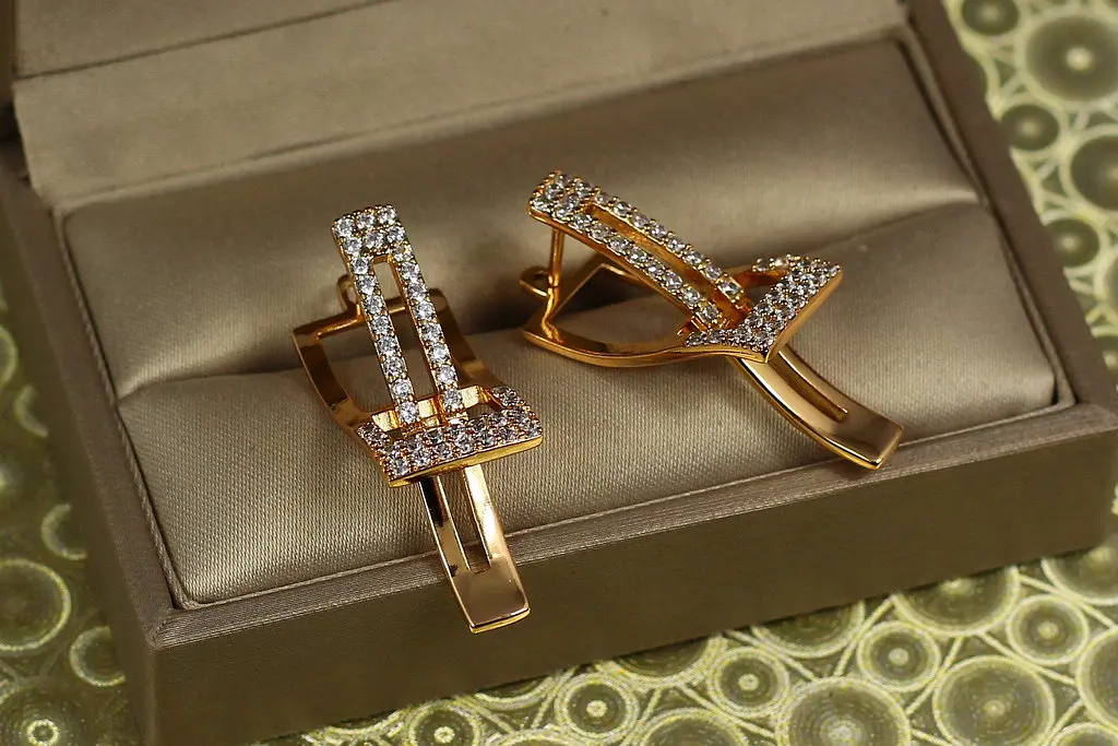 Сережки Xuping Jewelry Пассат 3,2 см золотисті - фото 2