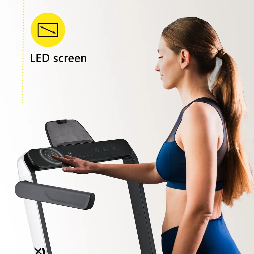 Беговая дорожка Cornix Megan White/Black - фото 4