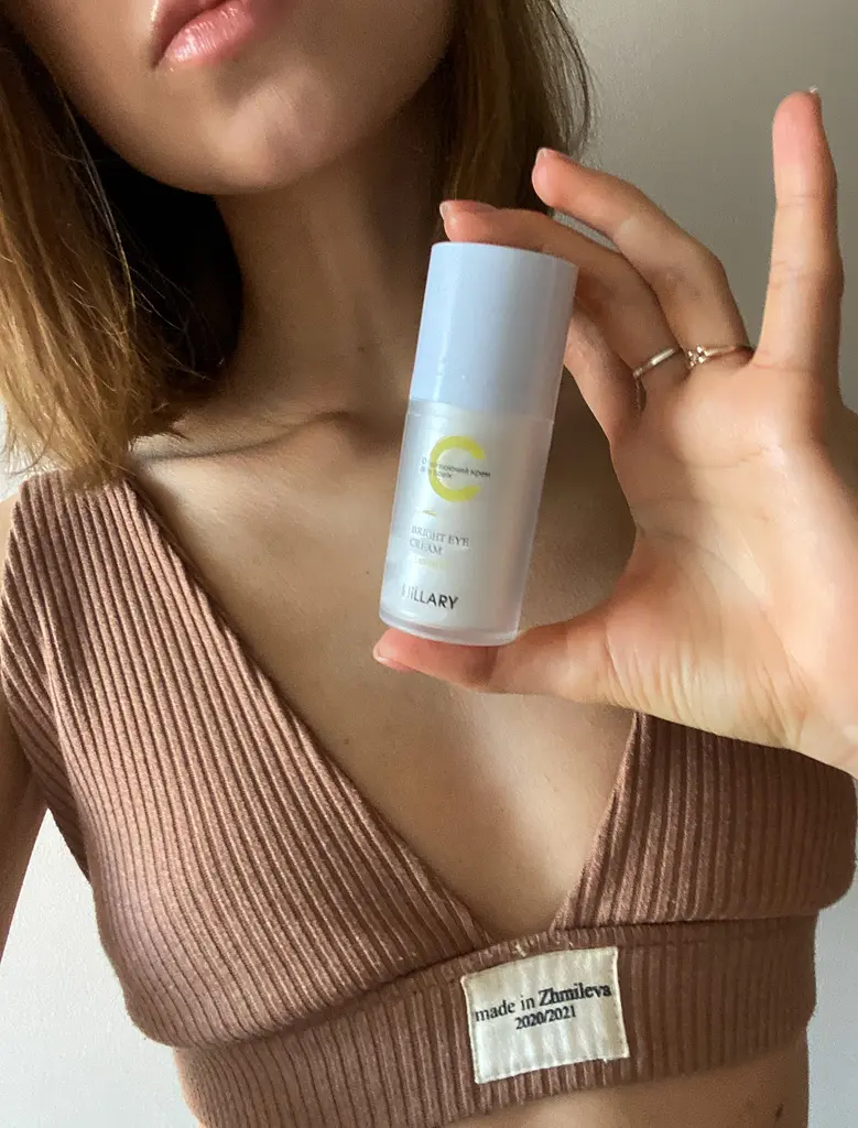 Набор по уходу за лицом и веками с витамином C + Освежающие патчи с витамином C Hillary - фото 2