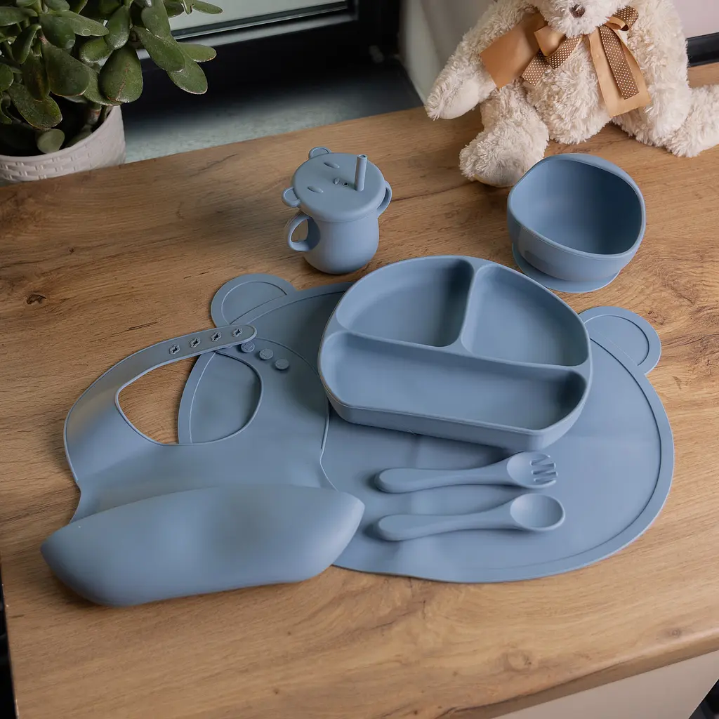 Набір силіконового посуду для дітей Ведмедик 7 предметів, синій TS Kitchen HP34546BL - фото 2