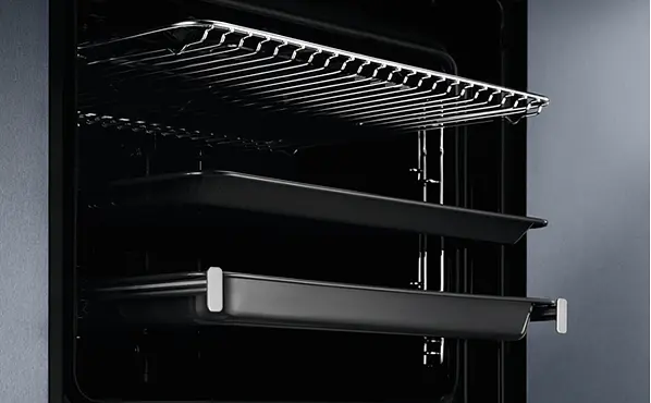 Духова шафа електрична Electrolux 65 л А пара дисплей конвекція телескопічні напрямні чорний - фото 5