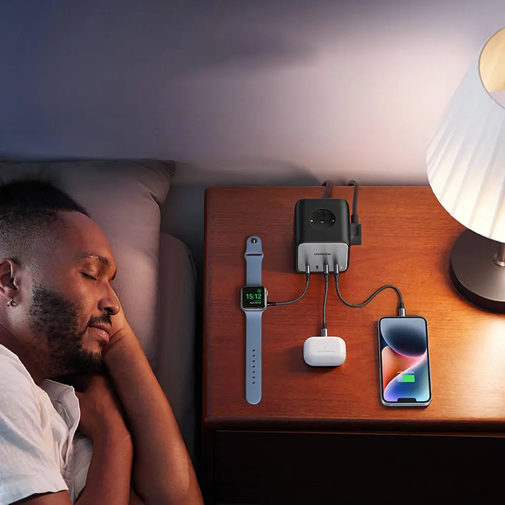 Зарядний пристрій 4xUSB 65W 2хUSB-C+2xUSB-A + 2хSchuko DigiNest Cube Power Strip CD268 Ugreen - фото 7