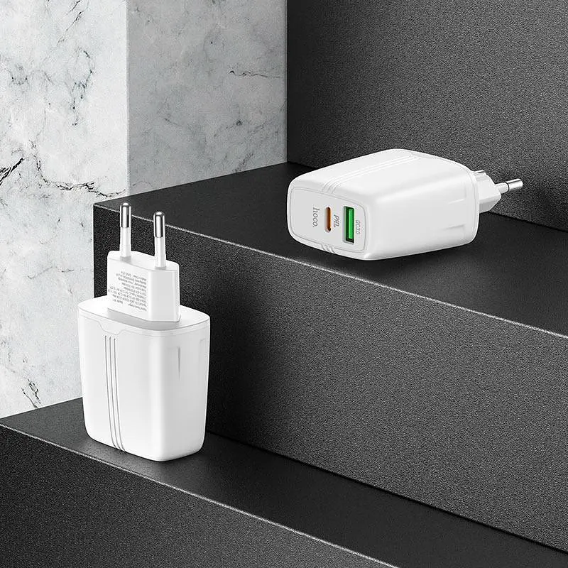 Блок и кабель Lightning Hoco N11 Powerful dual port PD20W+QC3.0 Type-C - фото 7