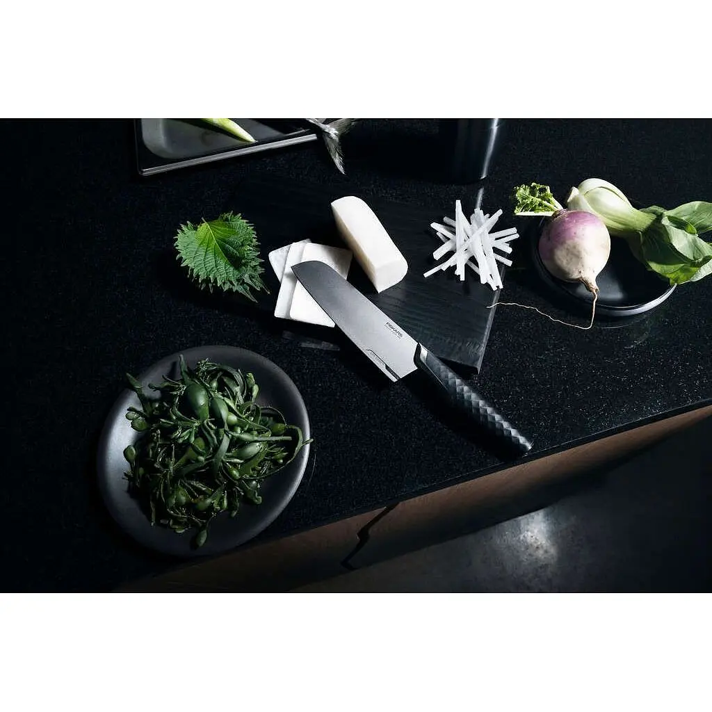 Ніж Santoku Fiskars Taiten 16 см (1066831) - фото 3