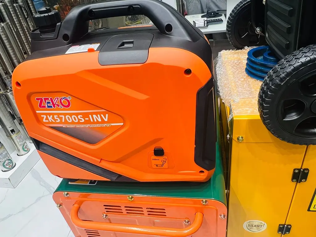 Інверторний Бензиновий генератор ZEKO  ZK5700S-INV (2,8 /3.0 кВт) - фото 6