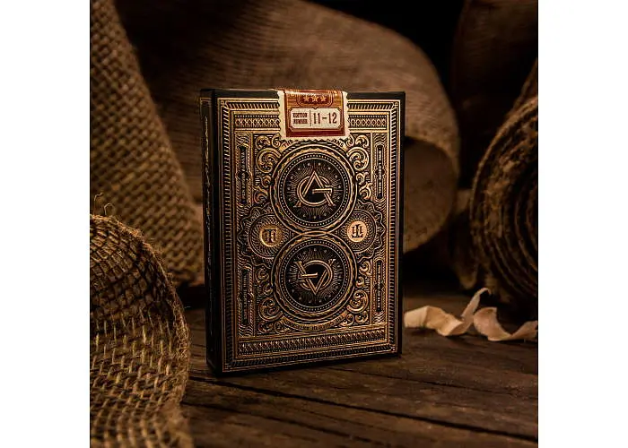 Карти гральні United States Playing Card Company Theory11 Artisan Black edition (PC_T11ARTSb) - фото 2