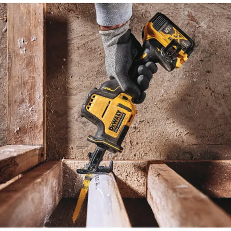 Шабельна пила DeWALT 18В XR Li-lon, 0 - 2800 ход/хв, 1.43 кг (без АКБ та ЗП) (DCS369N) - фото 8