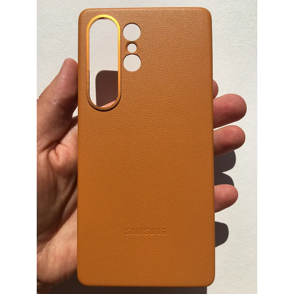 Протиударний шкіряний чохол Samsung Kindsuit Case для Galaxy S25 Ultra Gold EF-VS938PFEGWW - фото 2