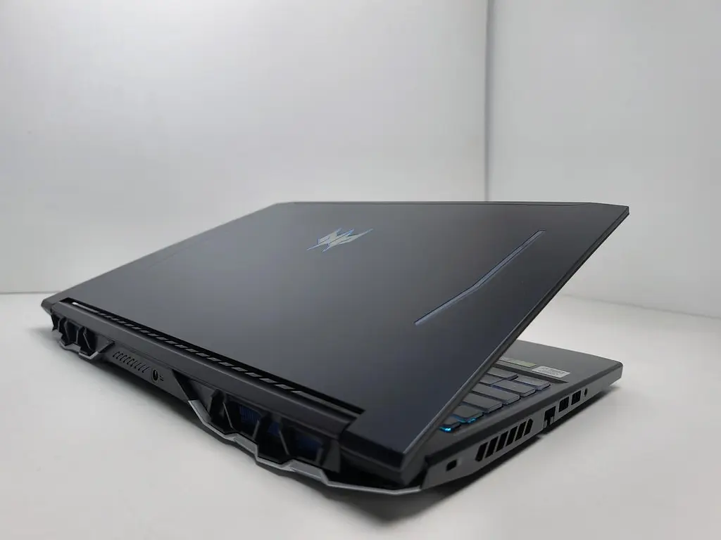 Ноутбук Acer 15.6" Predator Helios 300 IPS 144Hz Core i7-10750H 32GB SSD 1TB RTX 3080 8GB (12441) Б/в - фото 5