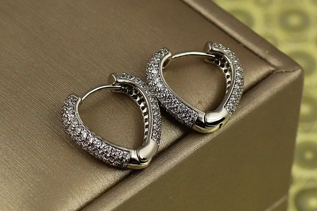 Сережки Xuping Jewelry Вівальді 1.8 см сріблясті - фото 2