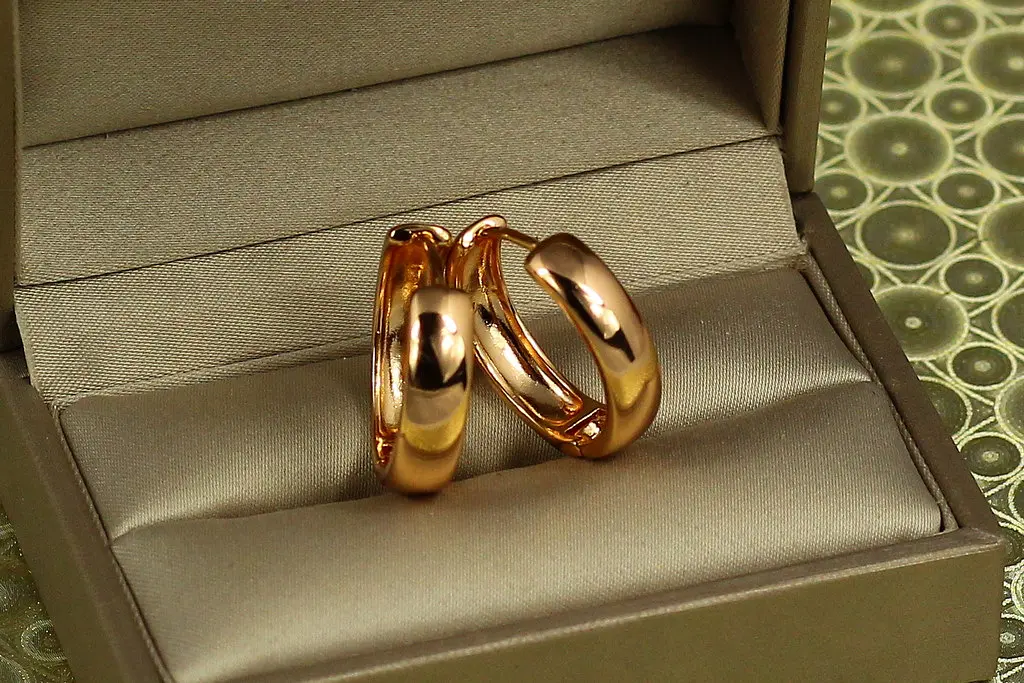 Сережки Xuping Jewelry колечки масивні 2,2 см золотисті - фото 2