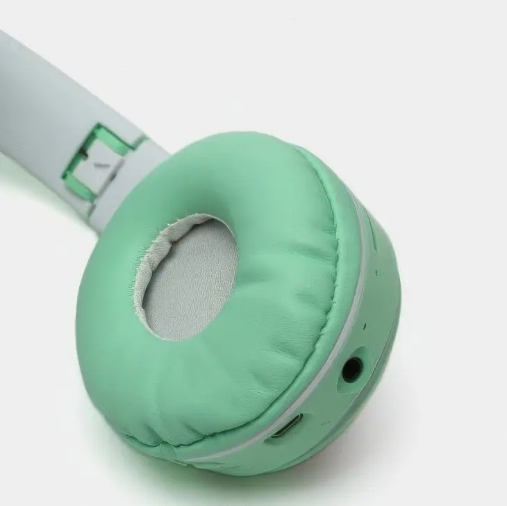 Блютуз навушники дитячі з підсвічуванням і вушками зелені Headset MZ-023 - фото 4