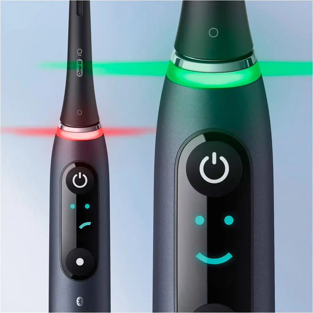 Электрическая зубная щетка Oral-B IOM9.1B2.2AD Black Onyx - фото 3