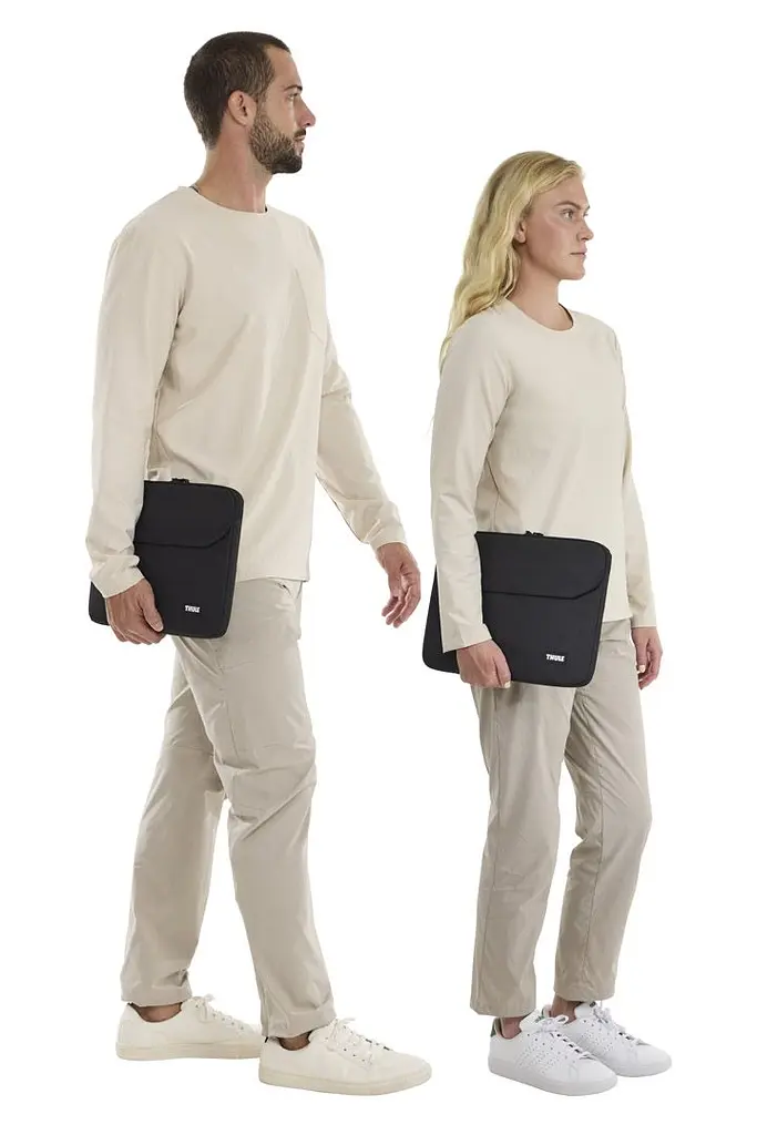 Чехол Thule Lithos Sleeve MacBook Air 15 (Black) 3205458 (TH 3205458) - фото 2