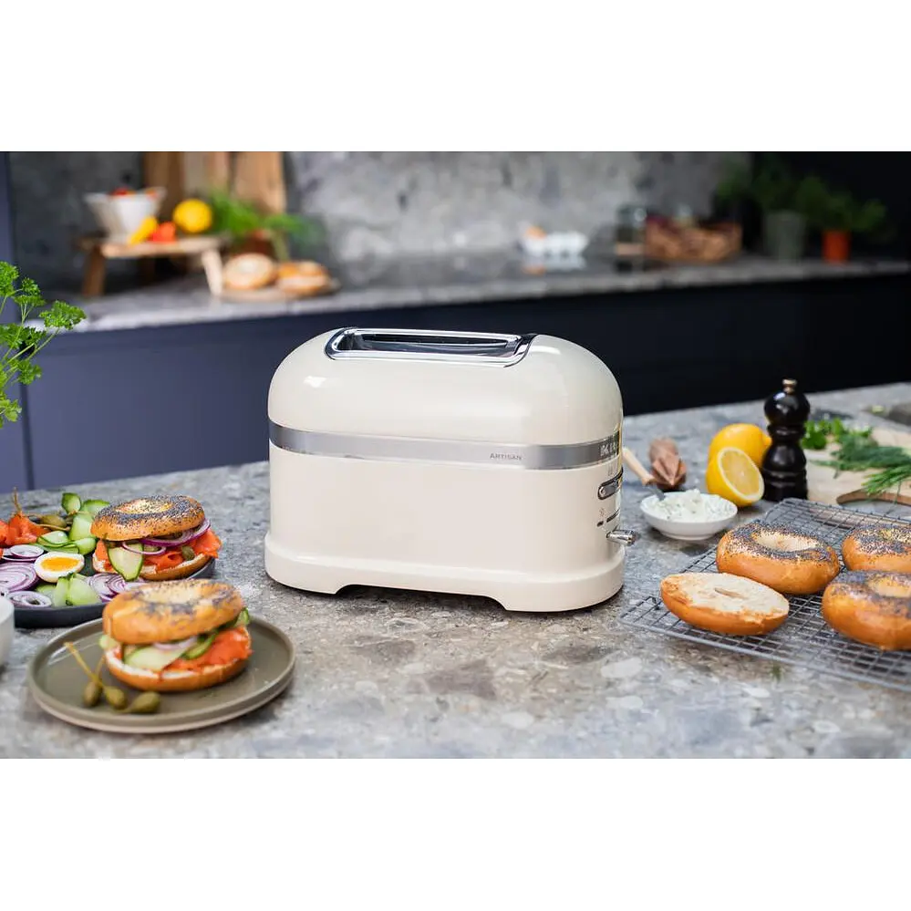 Тостер KitchenAid 5KMT2204EAC - фото 4