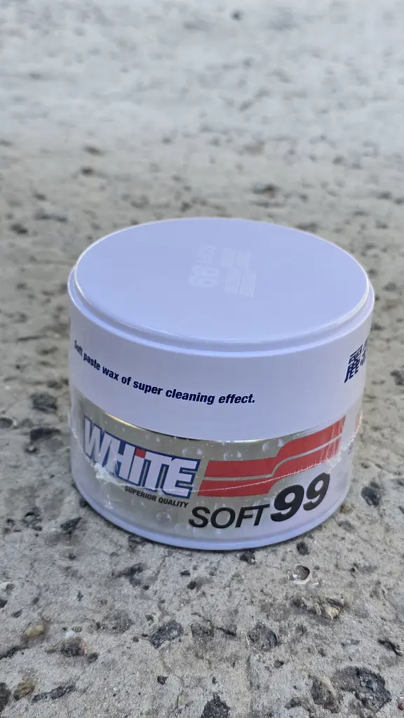 Віск SOFT99 White Super Wax для білих та світлих автомобілів 350 г - фото 2