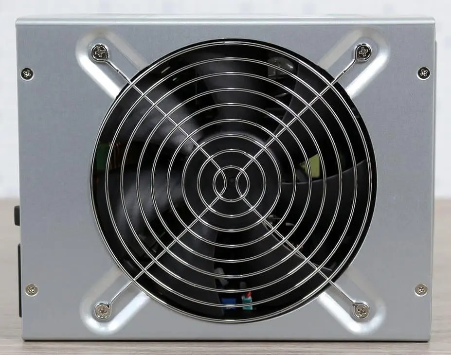 Блок живлення FSP 1200W 80+ Gold (FSP1200-50AAG) Silver Б/в - фото 3
