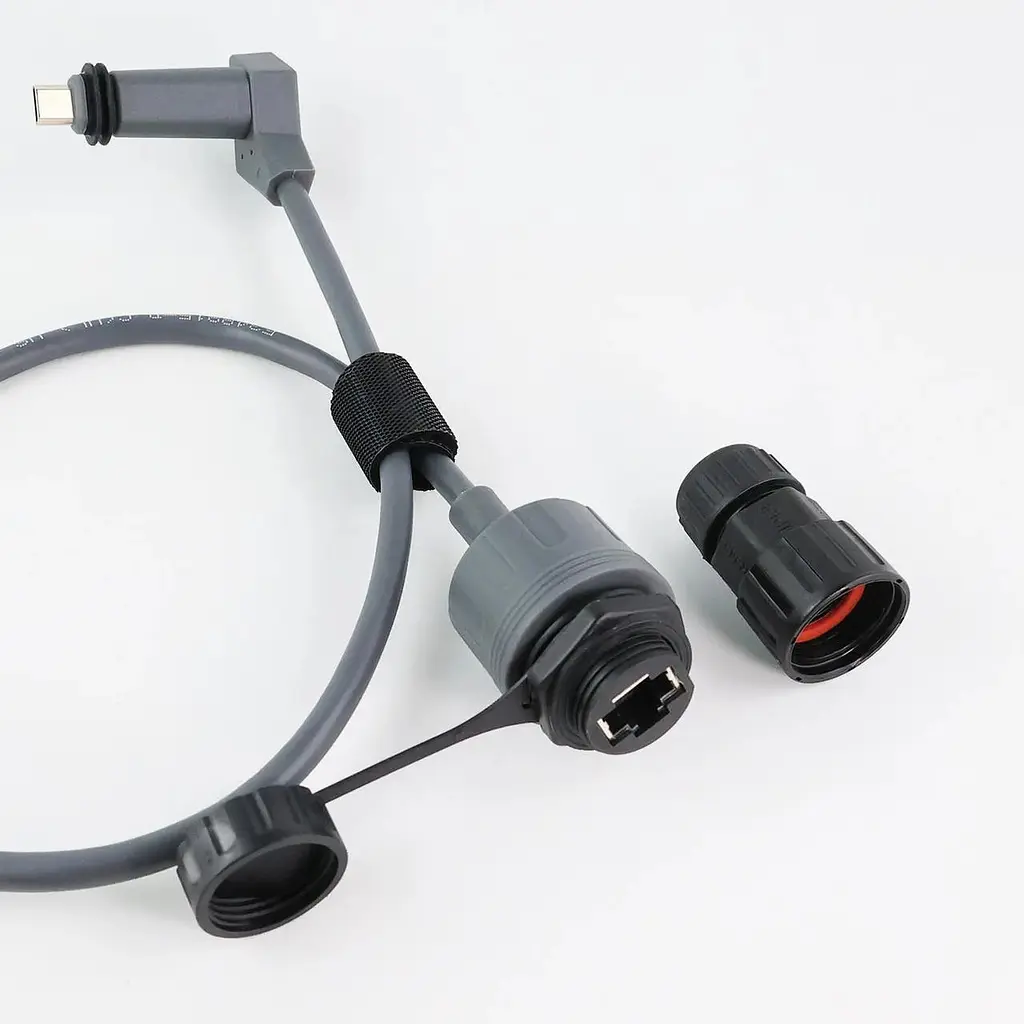 Адаптер Starlink Ethernet Adapter v2 водонепроницаемый сетевой Lan Connector комплект 2 шт. - фото 3