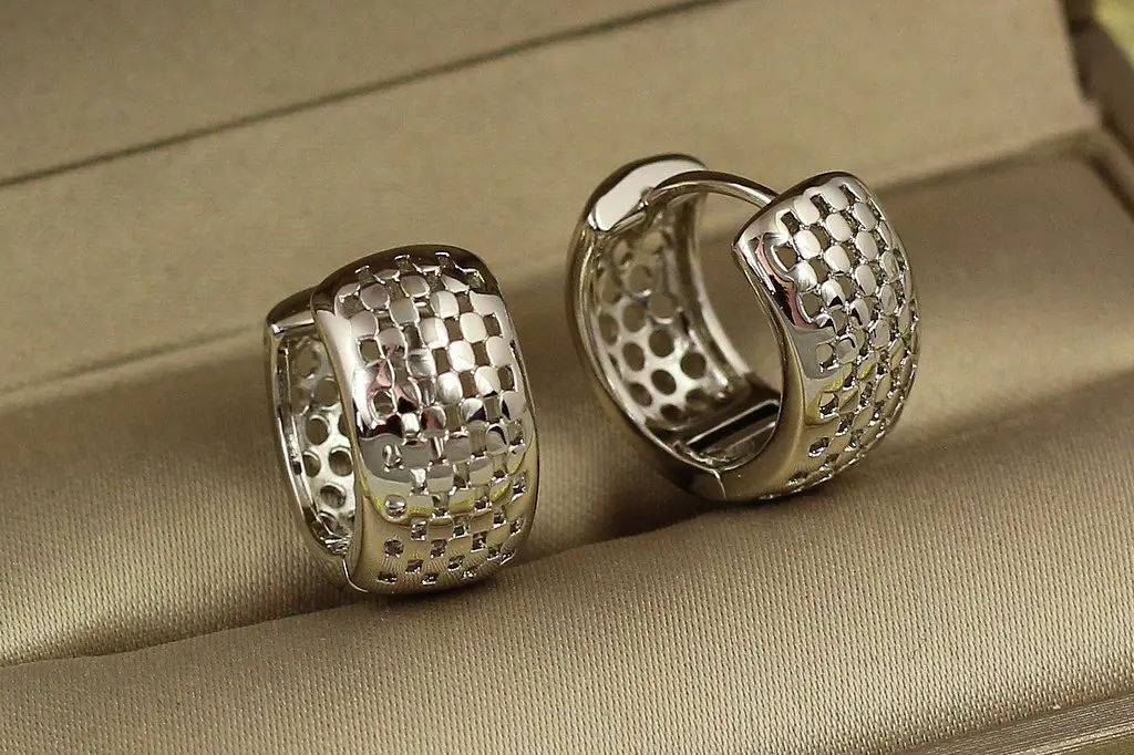 Сережки Xuping Jewelry кільця ситечко 1.5 см сріблясті - фото 2