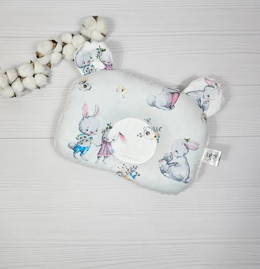 Дитяча ортопедична подушка 24×32 для новонароджених a.l.babybox Зайчик з мамою Молочний