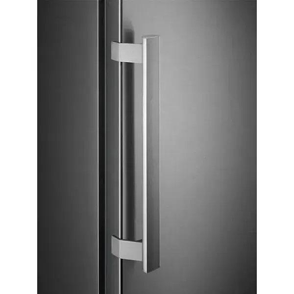 Холодильна камера Electrolux RRC5ME38X2 - фото 3