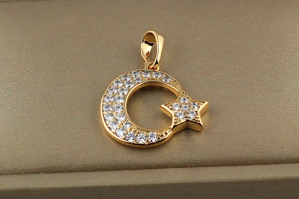 Кулон Xuping Jewelry місяць із зіркою 1.8 см золотистий