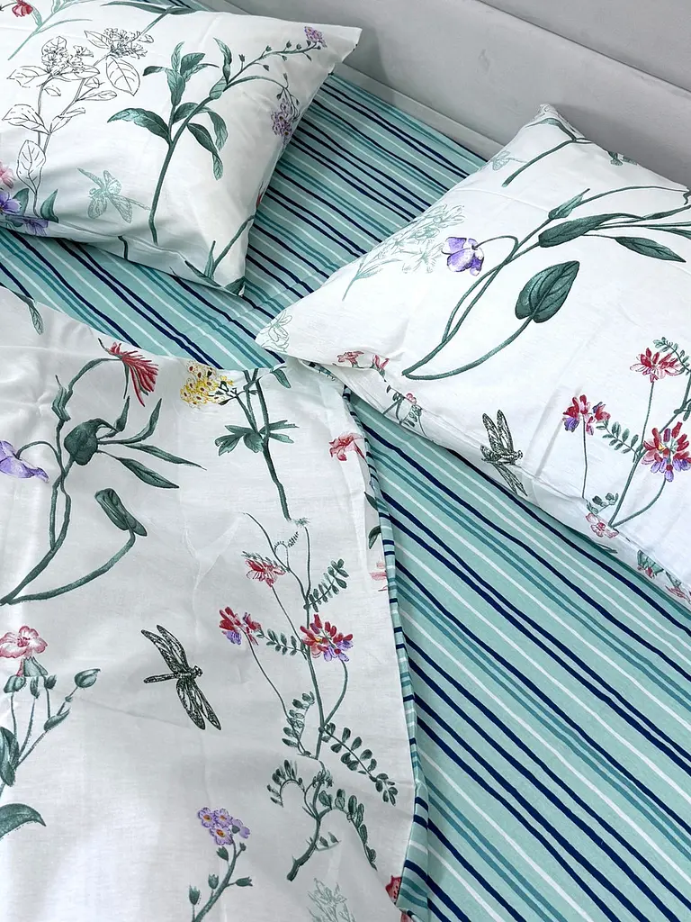 Комплект постільної білизни Ecotton полуторний 150х215 см сатин білий з квітами (рис. 24307) (24802) - фото 2