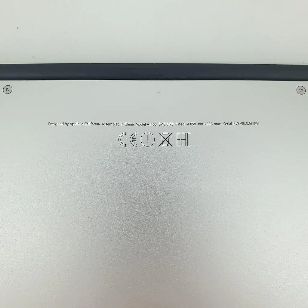 Ноутбук Apple MacBook Air 7,2 A1466 (FVFVRMM6J1WL) (i5-5350U/8/256SSD) - Class A - фото 2