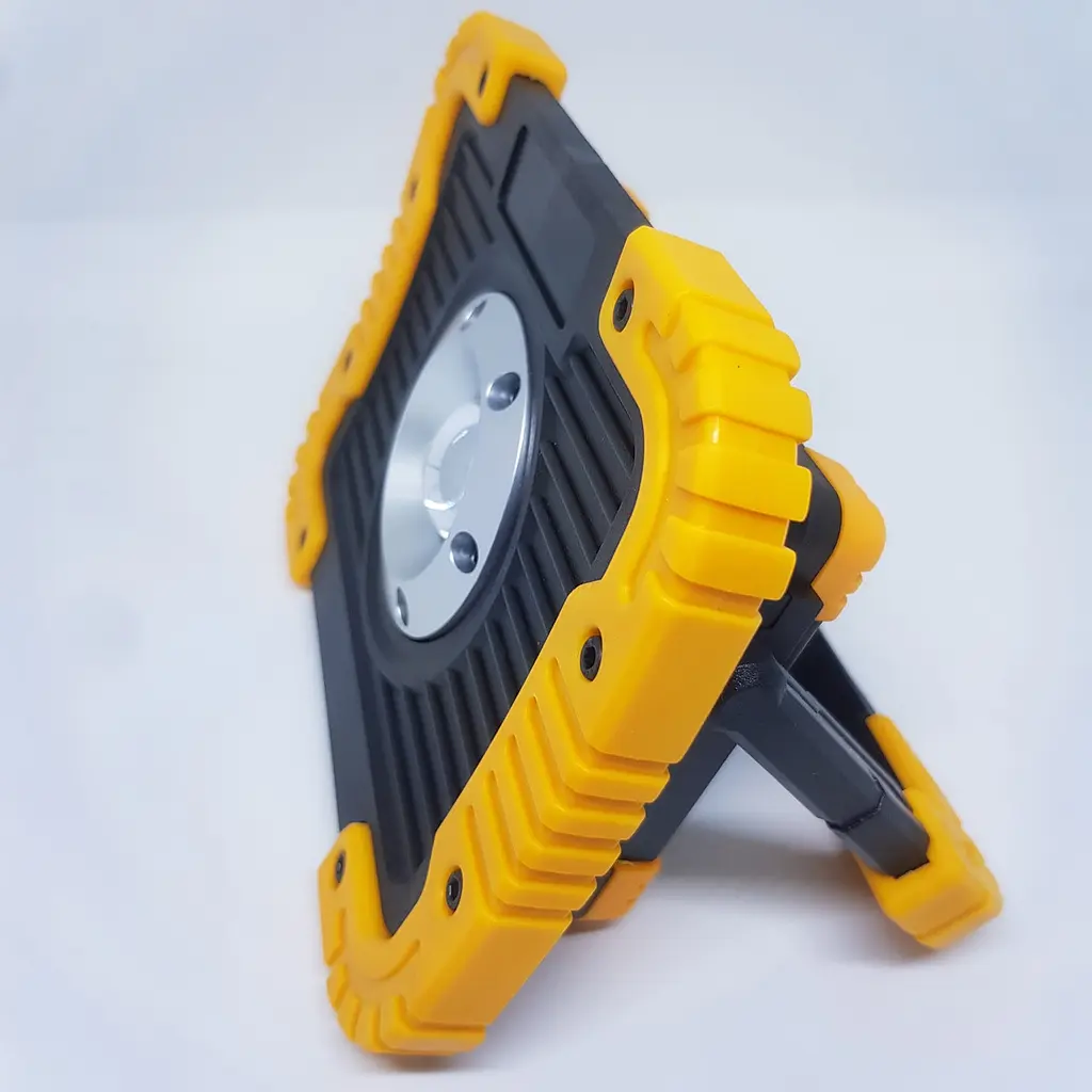 Акумуляторний LED прожектор IP 65 світлодіодний ліхтар COB 4см. з Power Bank - фото 4