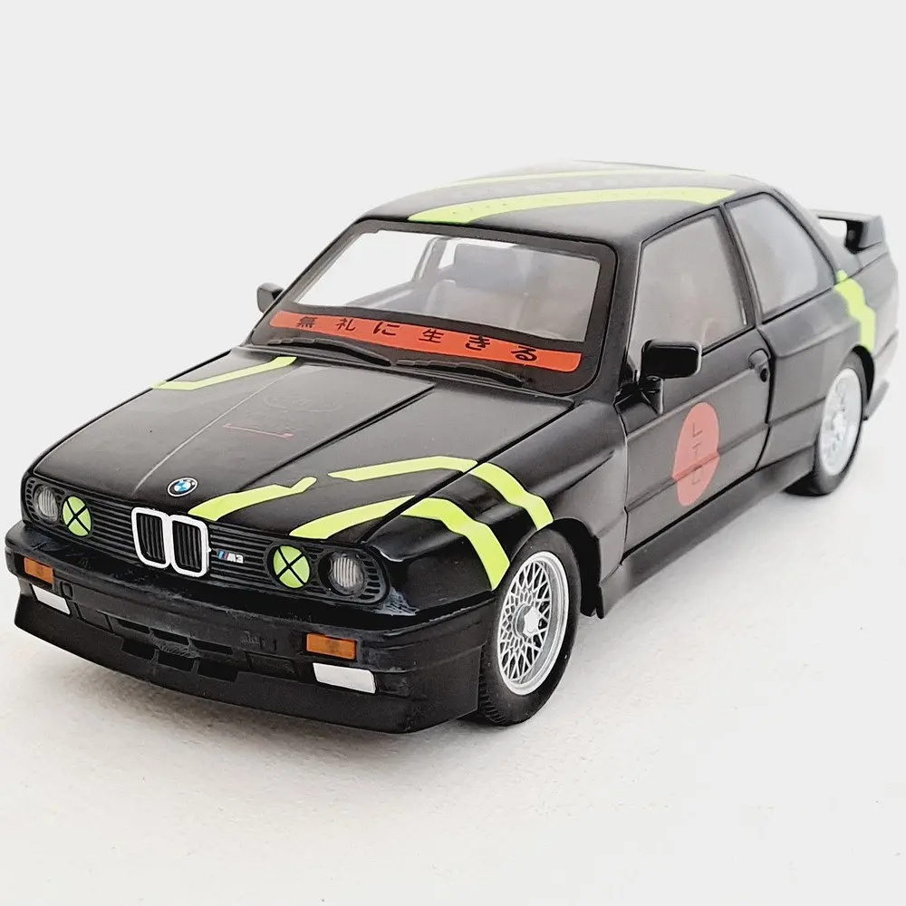 Колекційна металева модель автомобіля АвтоЕксперт BMW M3 E30 з інерцією, світлом та звуком 1:24 - фото 2