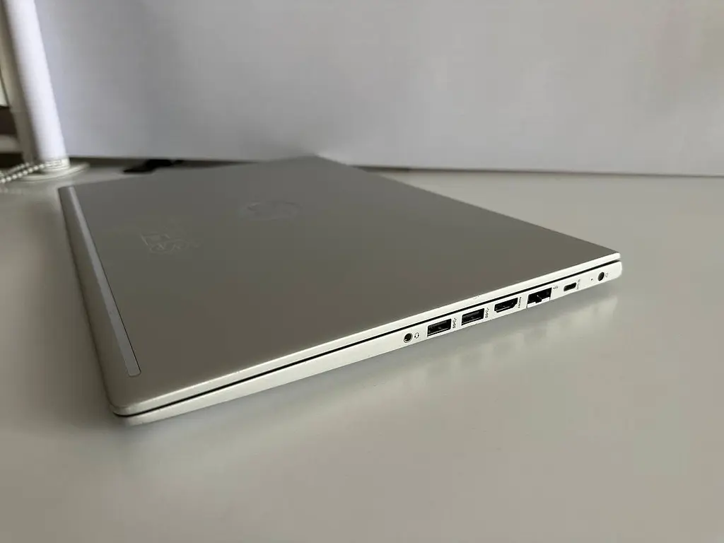 Ноутбук HP ProBook 450 G7 15.6" (i5-10210U / 8GB / SSD 256GB)  - фото 13