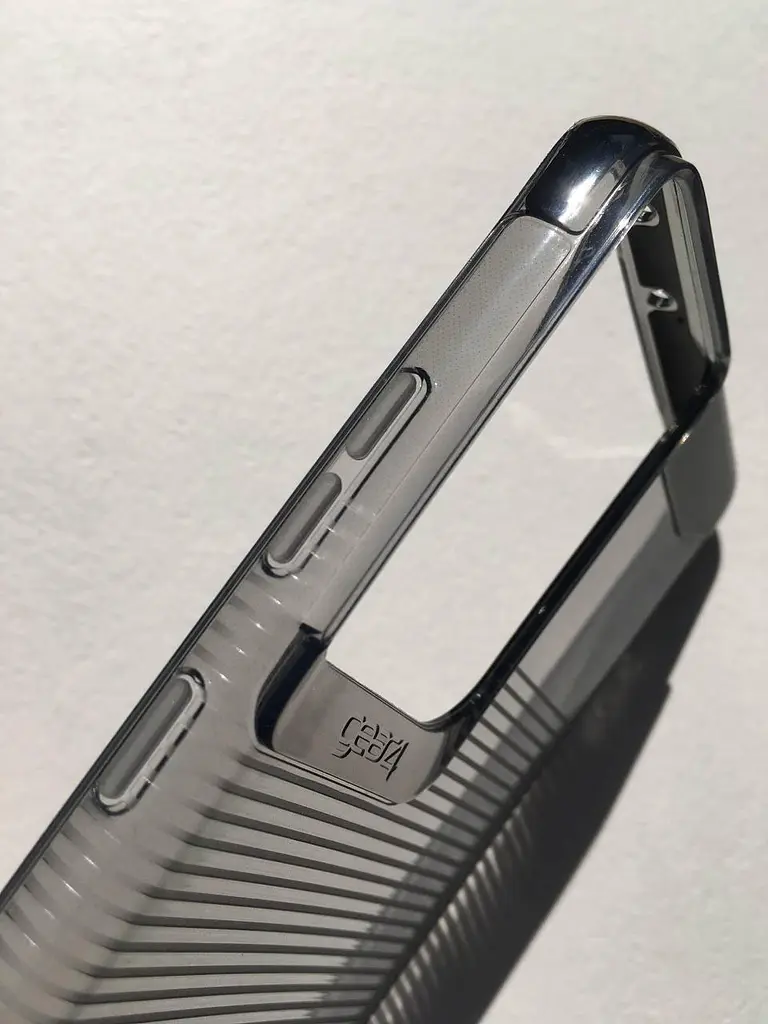 Оригінальний протиударний чохол для Samsung Galaxy S21 Ultra GEAR4 Havana Smoke силіконовий - фото 7