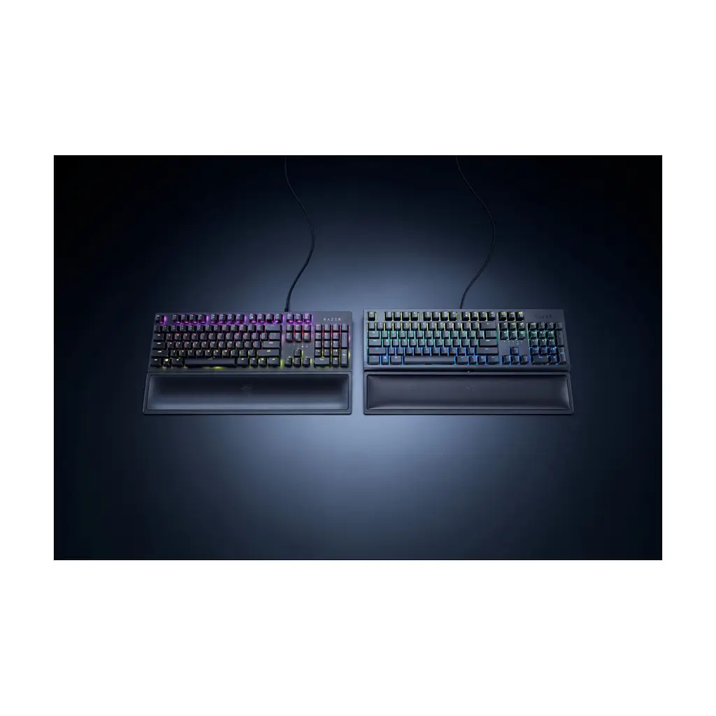 Підставка під зап'ястя Razer Wrist Rest Leatherette Black (RC21-01470200-R3M1) - фото 5