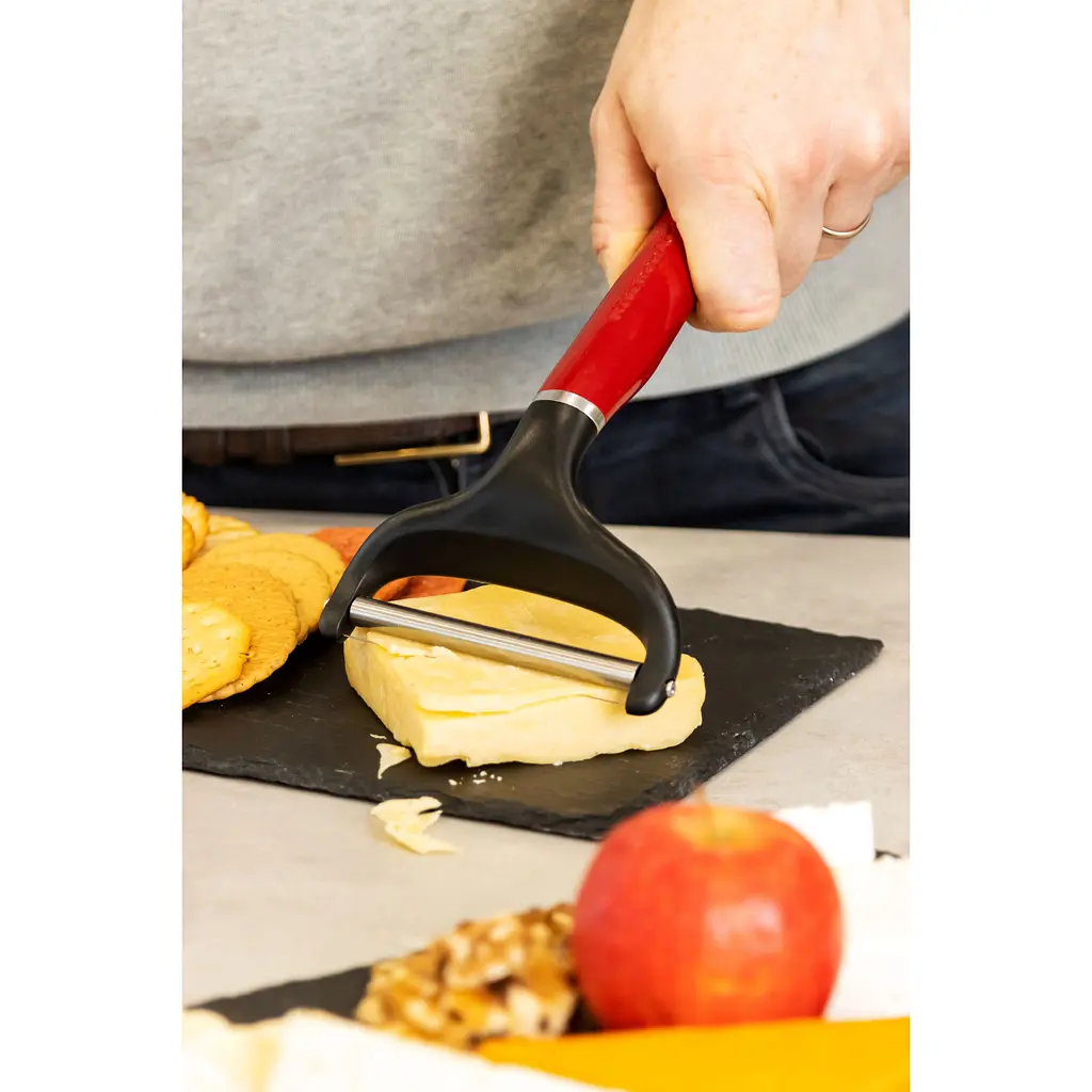 Нож для сыра KitchenAid Coreline красный (KAG133OHERE) - фото 7