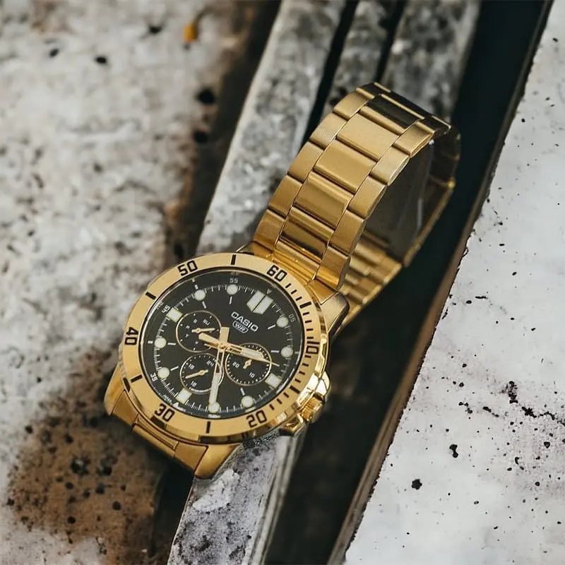 Годинник чоловічий Casio MTP-VD300G-1E - фото 4
