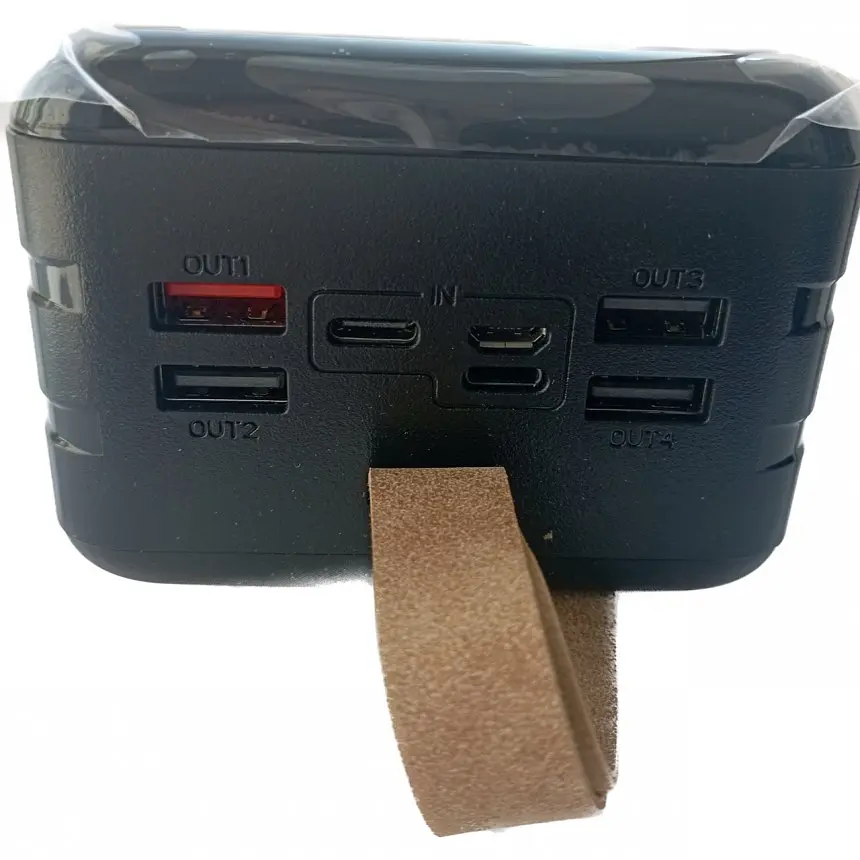 Павербанк Smart Power Bank з екраном та ліхтариком 60000 mAh Black (11233) - фото 4