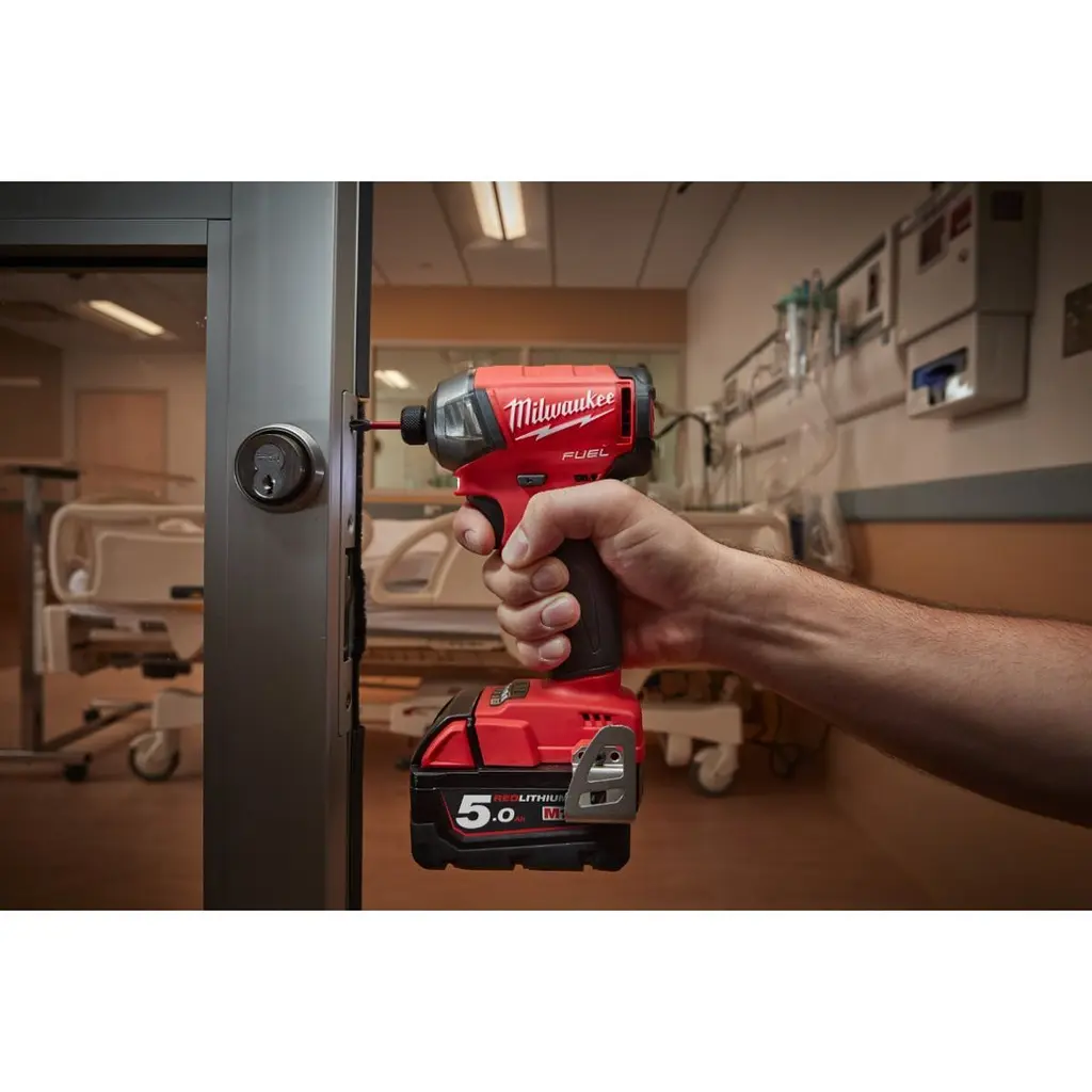 Шуруповерт Milwaukee M18 FUEL FQID-502X (4933451790) [128924] - фото 9