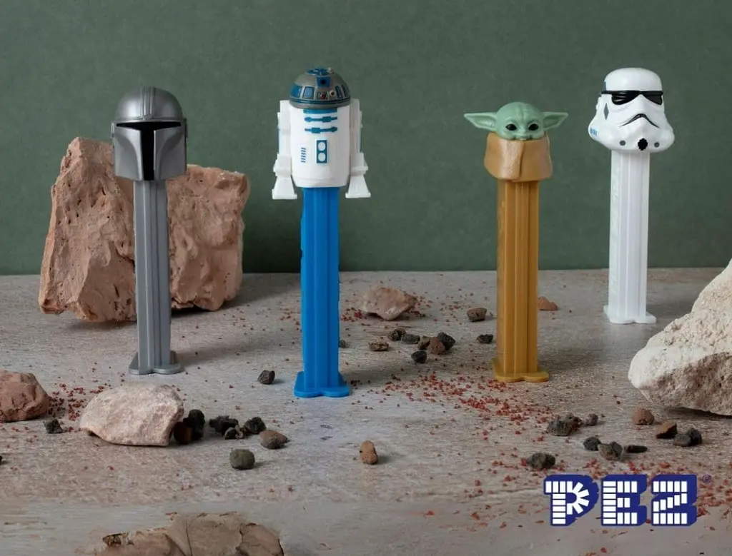 Диспенсер із цукерками Pez Star Wars R2-D2 17г - фото 5