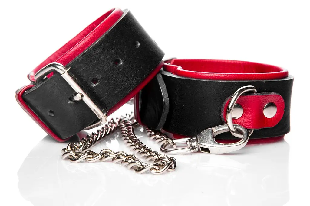 Наручники - Whips Collection Handcuffs For Her - фото 4