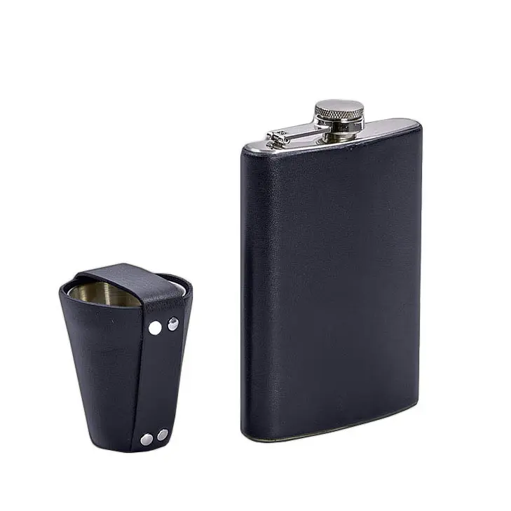 Набор с флягой и рюмками в кожаном чехле темно-синий. - фото 5