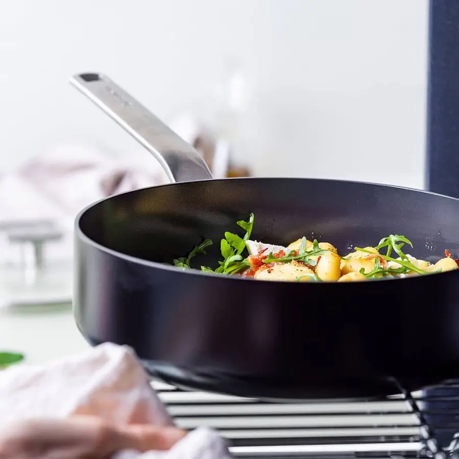 Сотейник с крышкой GreenPan Evolution 26 см 3,7 л с керамическим покрытием черный (CC007086-001) - фото 5
