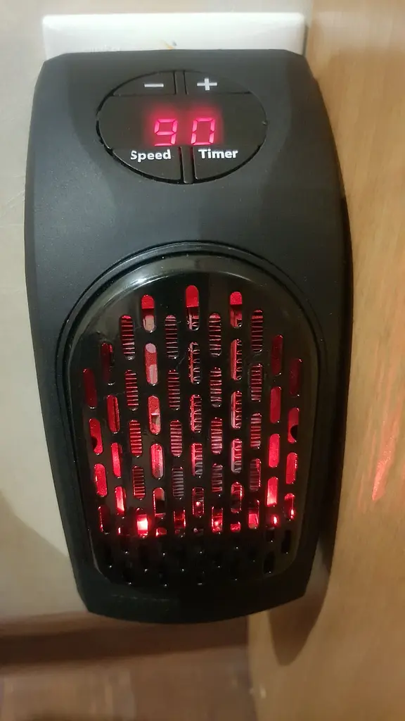 Портативний обігрівач теплик керамічний тепловентилятор Handy Heater 400 Вт чорний - фото 4