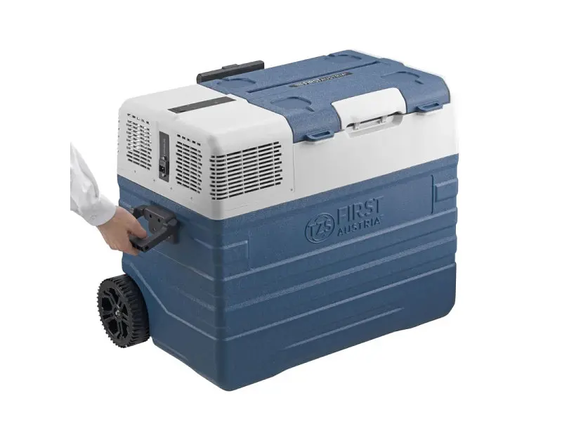 Автомобильный холодильник First FA-5171 - фото 3