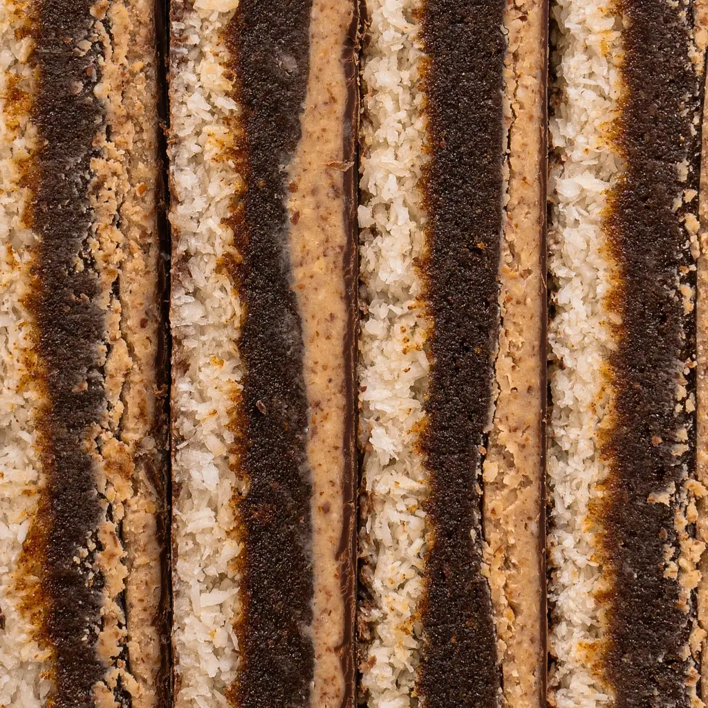 Набір шоколадних батончиків Fizi Guilty pleasure box Coconut cookie + almond 10 шт. - фото 5